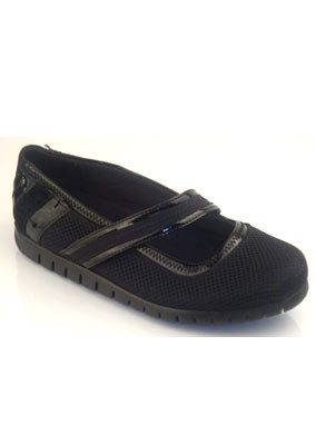 Black-walker-shoe